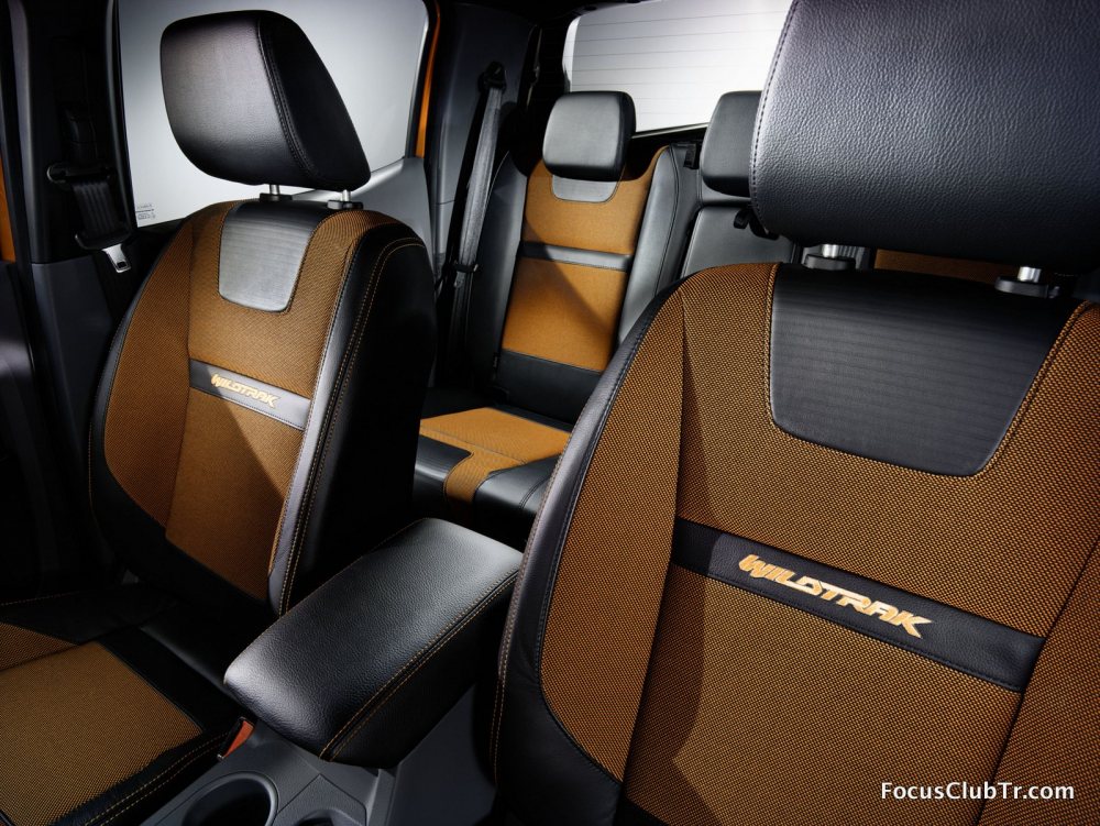 Ford2015_IAA_RangerWildtrak_Seats_01.thu