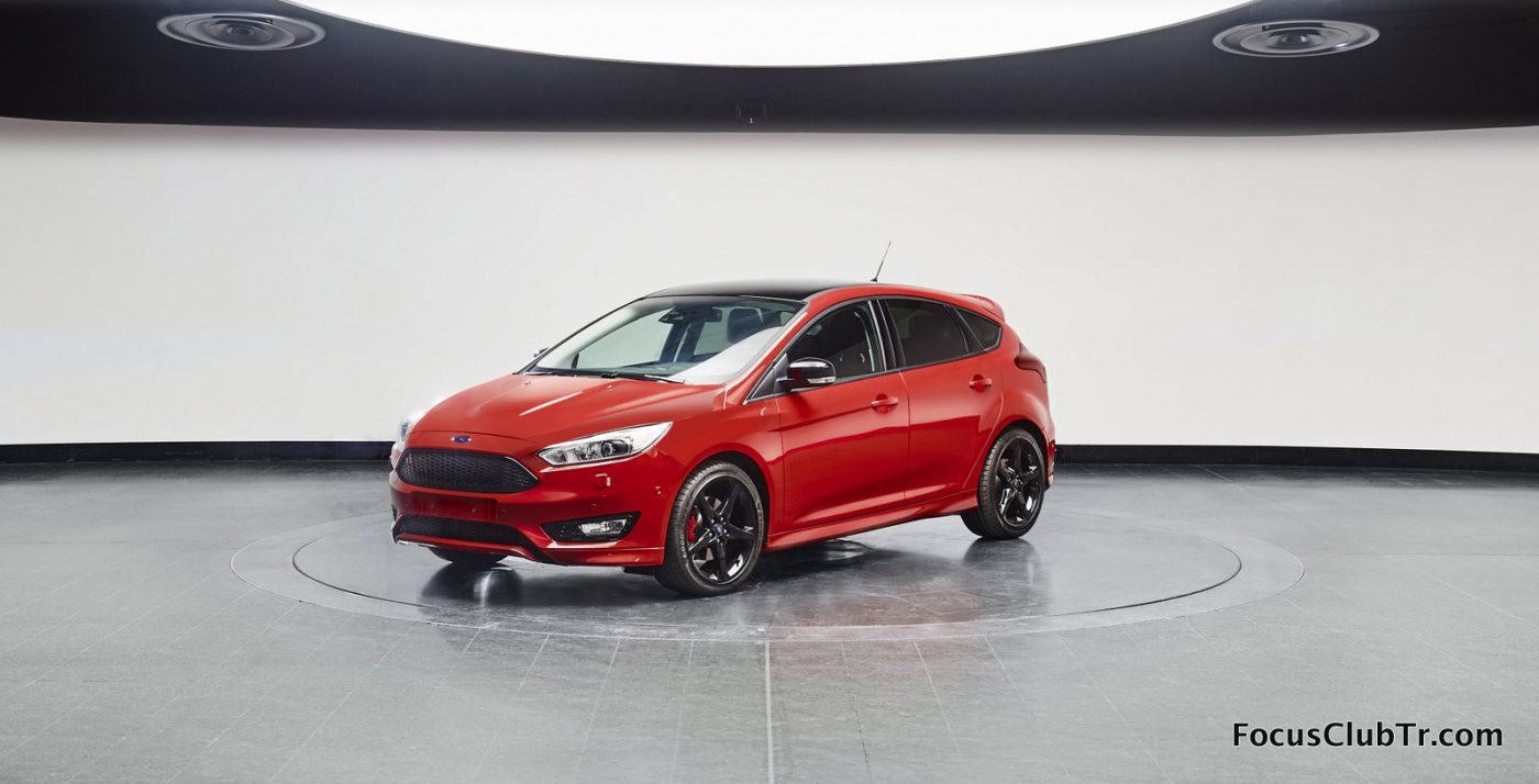 Ford2015_FocusRedBlack_red.thumb.jpg.56d