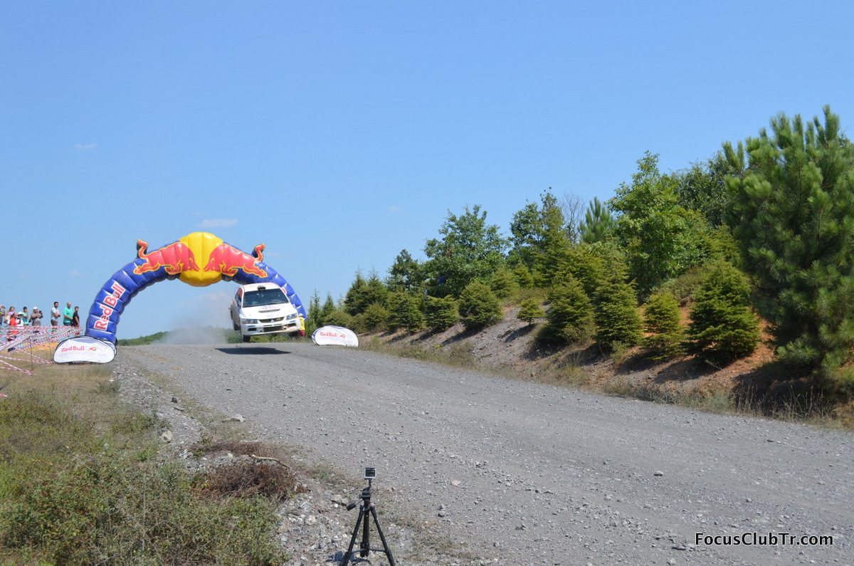 56cab8aa433a8_BosphorusRallyTurkey2015-2