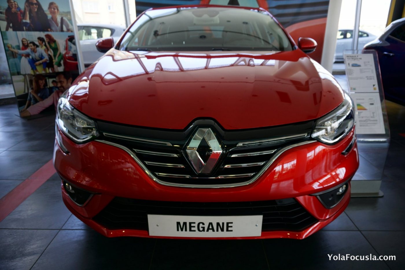 2016 Renault Megane - 1.JPG