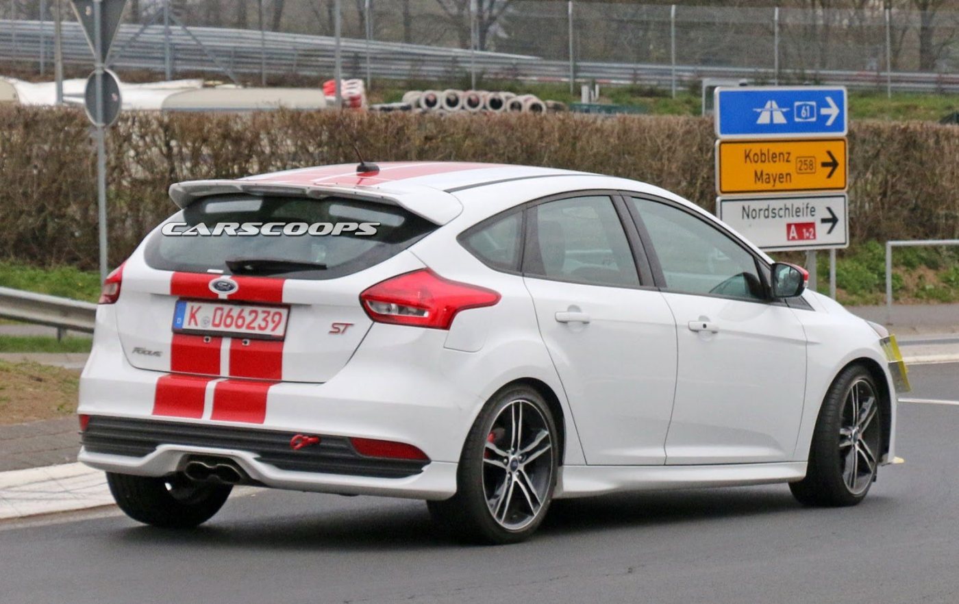 Ford-Focus-ST-Plus-7.jpg