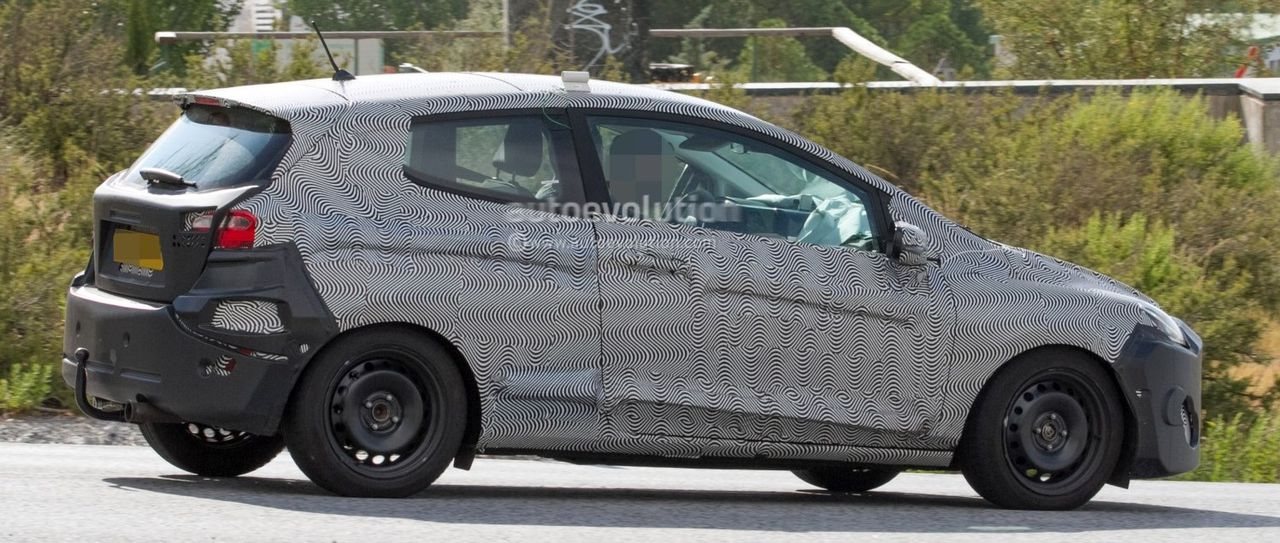 up39516-2018_ford_fiesta_3_door_spotted_on_mountain_road_looks_sportieri7.jpg