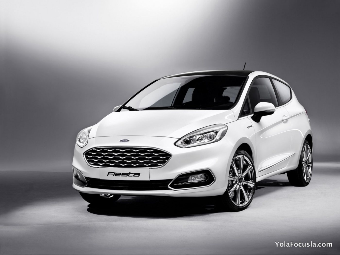 2017-Ford-Fiesta-Vignale2.jpg