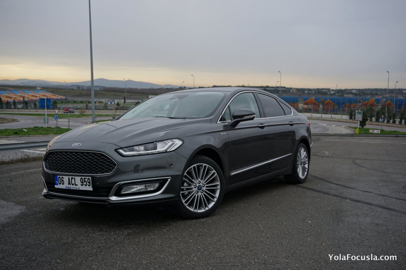 Mondeo_Vignale_İnceleme_3.JPG