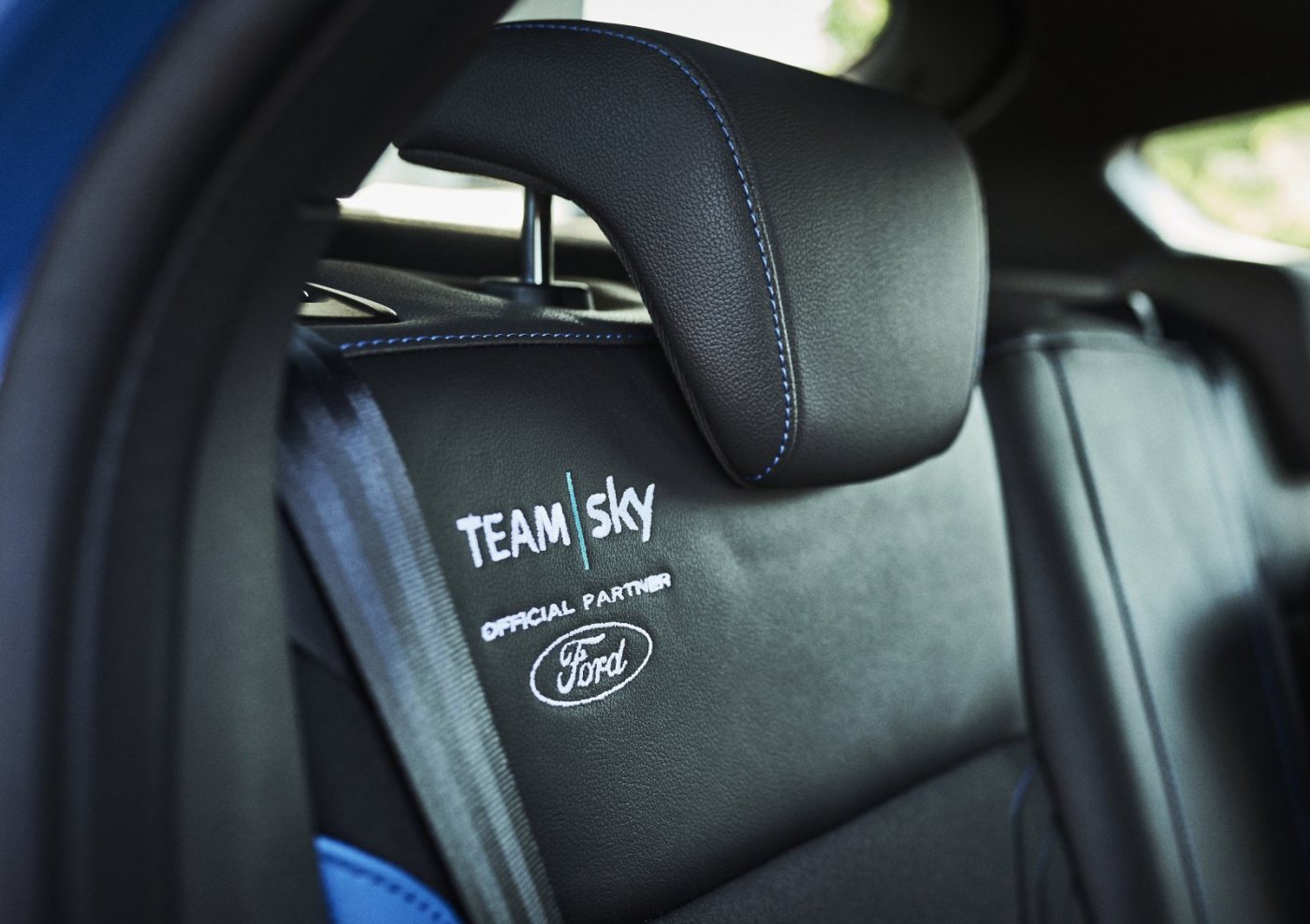 Ford_2017_FOCUS_RS_TeamSky_13.jpg