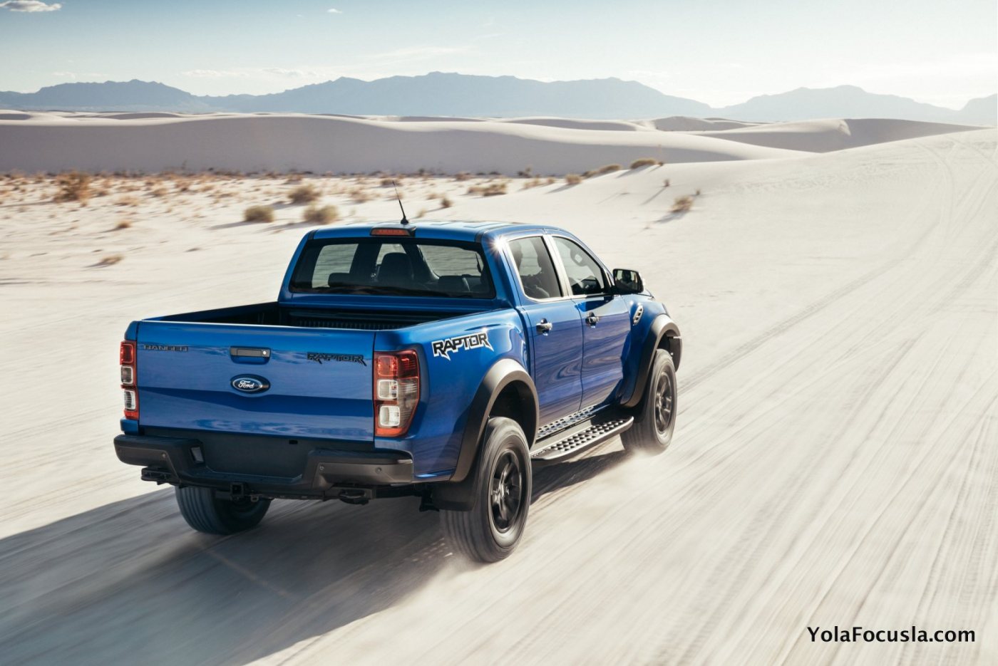 Ford Ranger Raptor_10.jpg