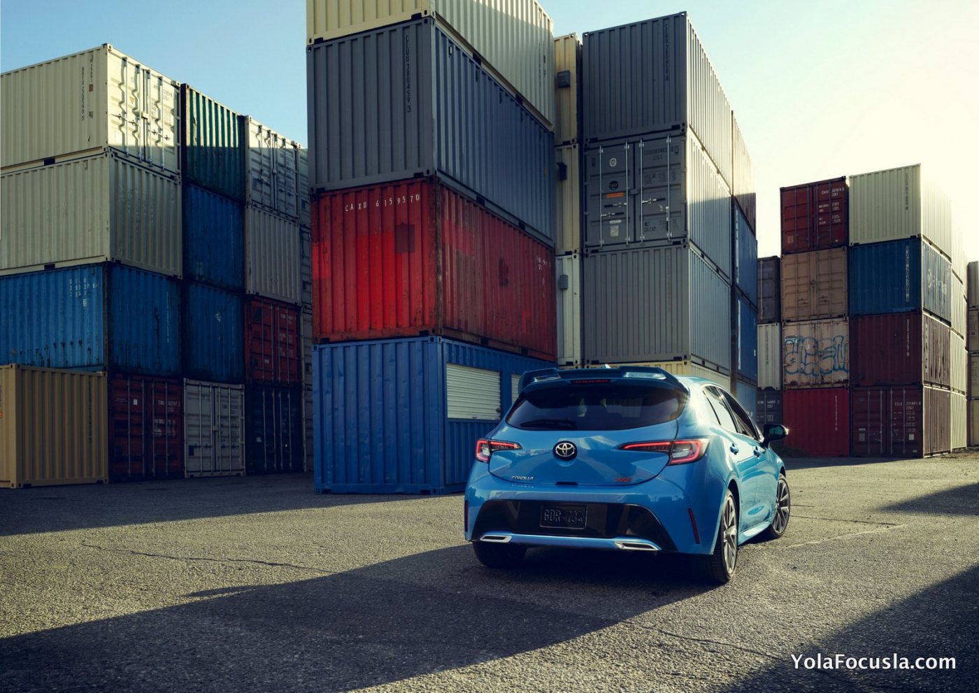 2019_Toyota_Corolla_Hatchback_11.jpg