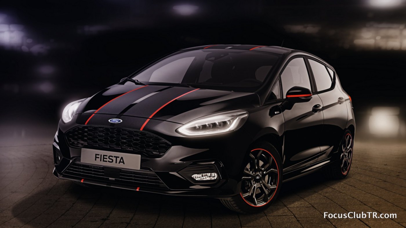 FordFiesta_RedBlack_02.jpg