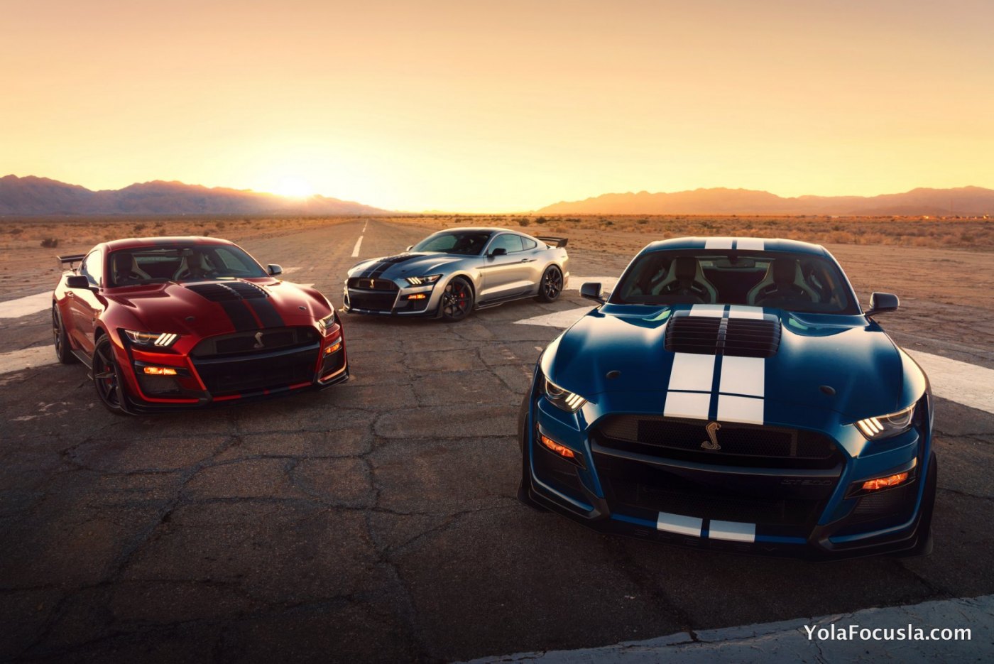 2020 Shelby GT500 CarbonFiber_3.jpg