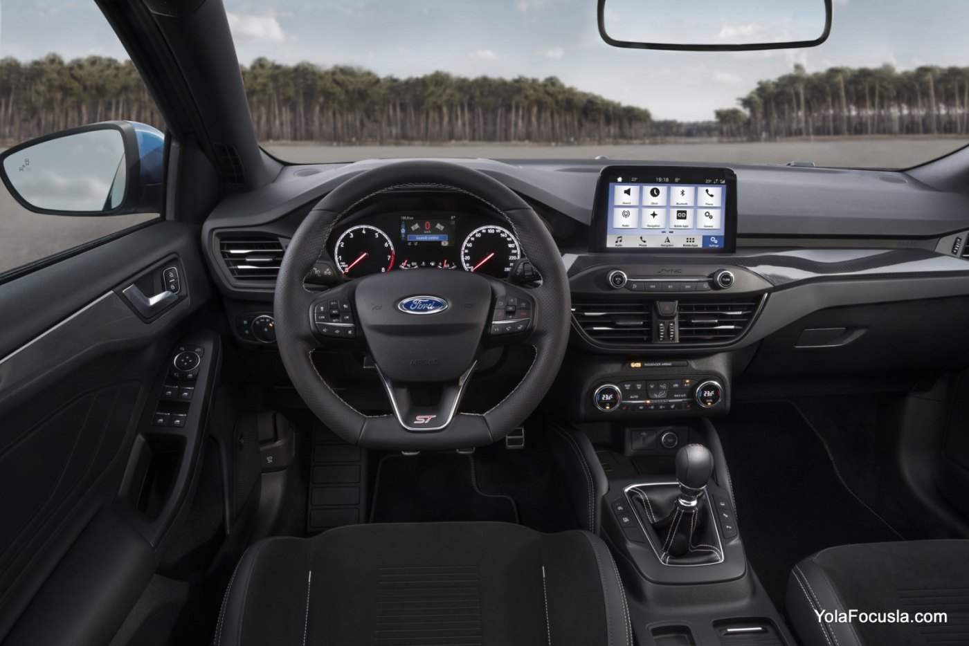 2019_FORD_FOCUS_ST_17-2.jpg