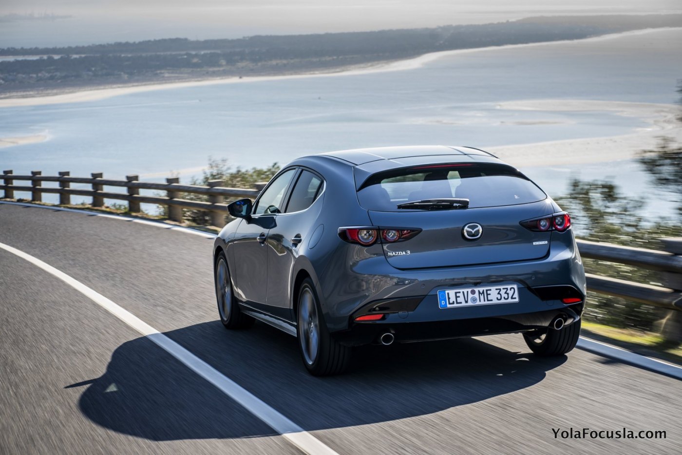 Mazda3_HB_Polymetal_Action-14.jpg