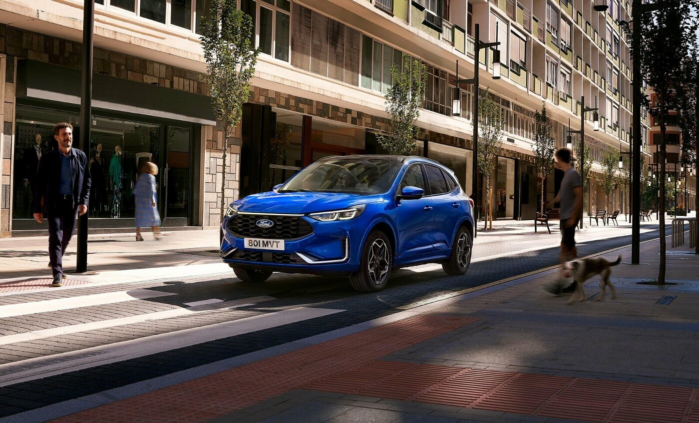 2023_FORD_KUGA_ST-LINE_02-LOW.jpg